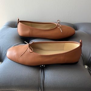 Everlane The Italian Leather Day Ballet Flat Sugar Almond Cognac Shoes Size 7.5